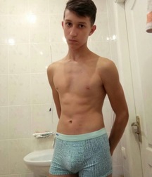 Boyz 3358 5daf67eec159c.jpg