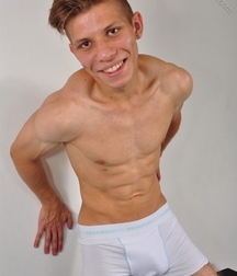 Jungs 2490 5ddf011d2ca8b.jpg