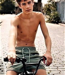 Shirtless 013 5e42e4e736a3a.jpg