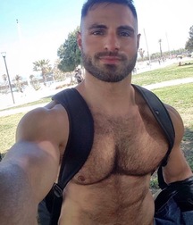 More hotties! 5c52a32c2ec98.jpeg