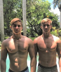 More hotties! 5c52a33492059.jpeg