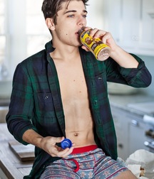 More hotties! 5c52a341a486c.jpeg