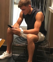 More hotties! 5c52a34481e5b.jpeg