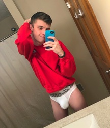 More hotties! 5c52a37a30742.jpeg