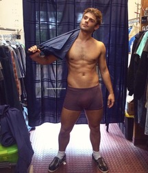 More hotties 5c5933070105b.jpeg