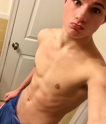 More hotties 5c593309eee4c.jpeg