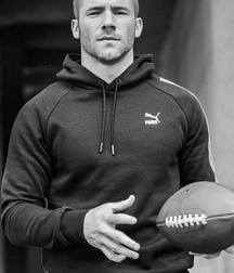 More hotties 5c59330e4bd12.jpeg