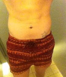 mirror selfie 2  5a3ae443c6ee5.jpg