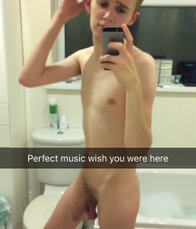 mirror selfie 3 5ac382d519387.png
