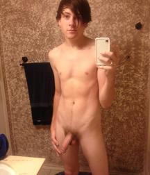 mirror selfie 5 5ac93d612f4ea.jpg
