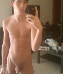 mirror selfie 5 5ac93df4bc173.jpg