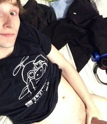 mirror selfie 7 5cb64ea2de19a.jpg