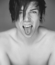 emo 5a9a9f53de48c.jpg
