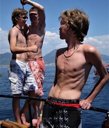 Undies & more gay tube 5ee7bbd975fa6.jpeg