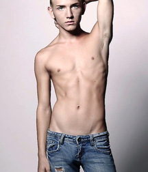 Abs are for dudes 5f0ed835358ce.jpeg