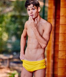 Sunday night heat gay tube 5f5ed5350537a.jpeg
