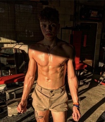 Hump day boys love shirtless twink tube selfies 61e829479ae31.jpeg
