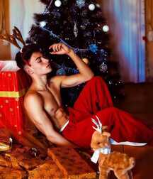 Now that’s a hot set twink tube 61f0d0945189f.jpeg