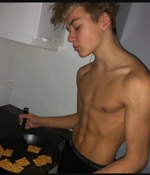 Now that’s a hot set twink tube 61f0d0bfb7e79.jpeg