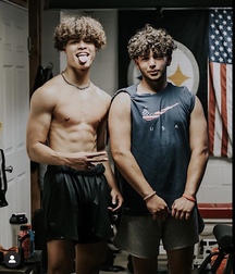 March got nothing on me twink tube 6235b57be2c0d.jpeg