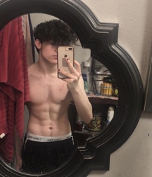 sit on my throne twink tube cute 62976e5873d79.jpeg