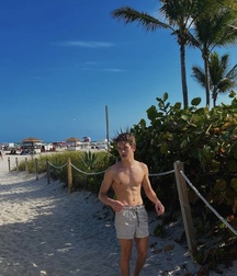 GayTube Hot Gorgeous beautiful Delicious set 62a8e963a7696.jpeg