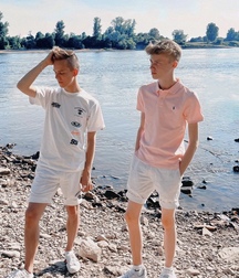 GayTube Hot Gorgeous beautiful Delicious set 62a8e9965ab61.jpeg