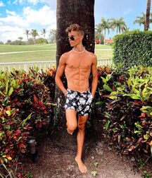 Cum by and get off now twink tube massive mix 62e2e23d0c417.jpeg
