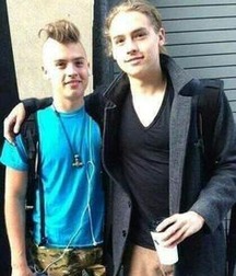 Cole Dylan Sprouse 56f547a32afe7.jpg