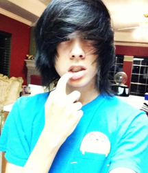 Emo 570c7f0e7e429.jpg