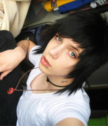 Emo 3 570d4d8f1bb3a.jpg