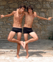 Billy's Hot Feet 1 570fc8e0e63d2.jpg