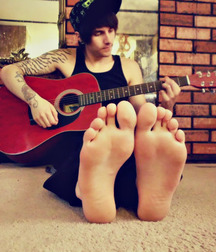 Billy's Hot Feet 1 570fc8f310d37.jpg