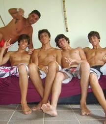 Billy's Hot Feet 2 570fc96fad639.jpg