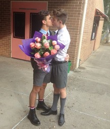 Billy's Couples In Love 571be8fa45e09.jpg