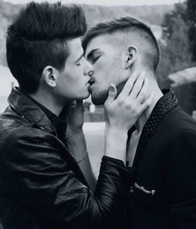 Billy's Couples In Love 571be901aad61.jpg