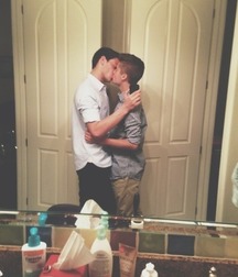 Billy's Couples In Love 571be9343a3c2.jpg
