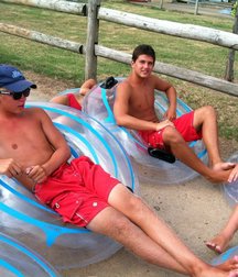 Billy's Hot Picks 253 578be87e45b2d.jpg