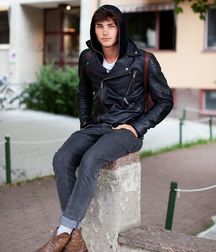 Billy's Hot Picks 301 579fd73a603f6.jpg