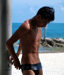 Billy's Hot Picks 316 SPEEDOS 57a36cf26cd29.jpg