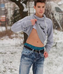 Billy's Hot Picks 380 57b39c0a3dc55.jpg