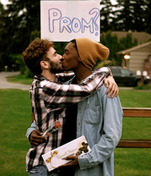 Billy's Hot Picks 386 Kisses 57b8dd3bd9605.jpg
