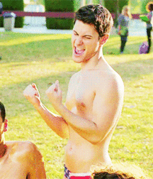 Billy's Hot Picks 427 57c33f0161634.gif