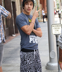 Billy's Hot Picks 465 Austin Mahone 57cf2baa8f519.jpg