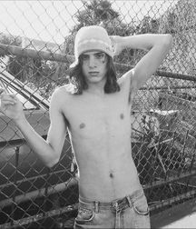 Billy's Hot Picks 523 57e9b5cb911dc.jpg
