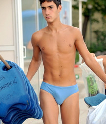 Billy's Hot Picks 535 57efe4b5f2f18.jpg