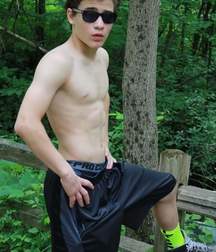 Billy's Hot Picks 545 57f82564d5c3c.jpg