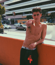 Billy's Hot Picks 607 580fc7ccda8d7.png