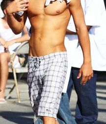 Billy's Hot Picks 692 Feet 583754fb18c83.jpg