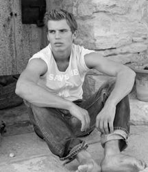 Billy's Hot Picks 692 Feet 583754fd06215.jpg